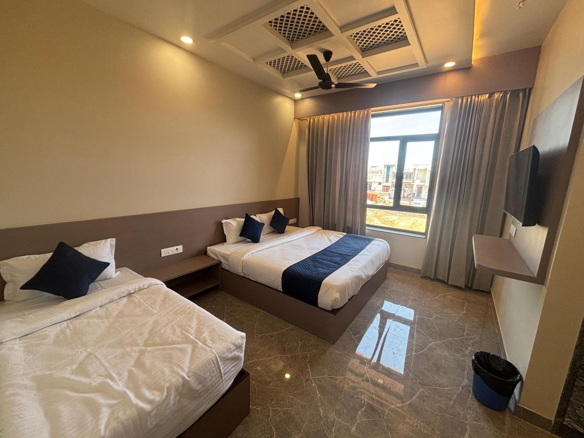 Hotel Sisodiya Palace Khātu المظهر الخارجي الصورة