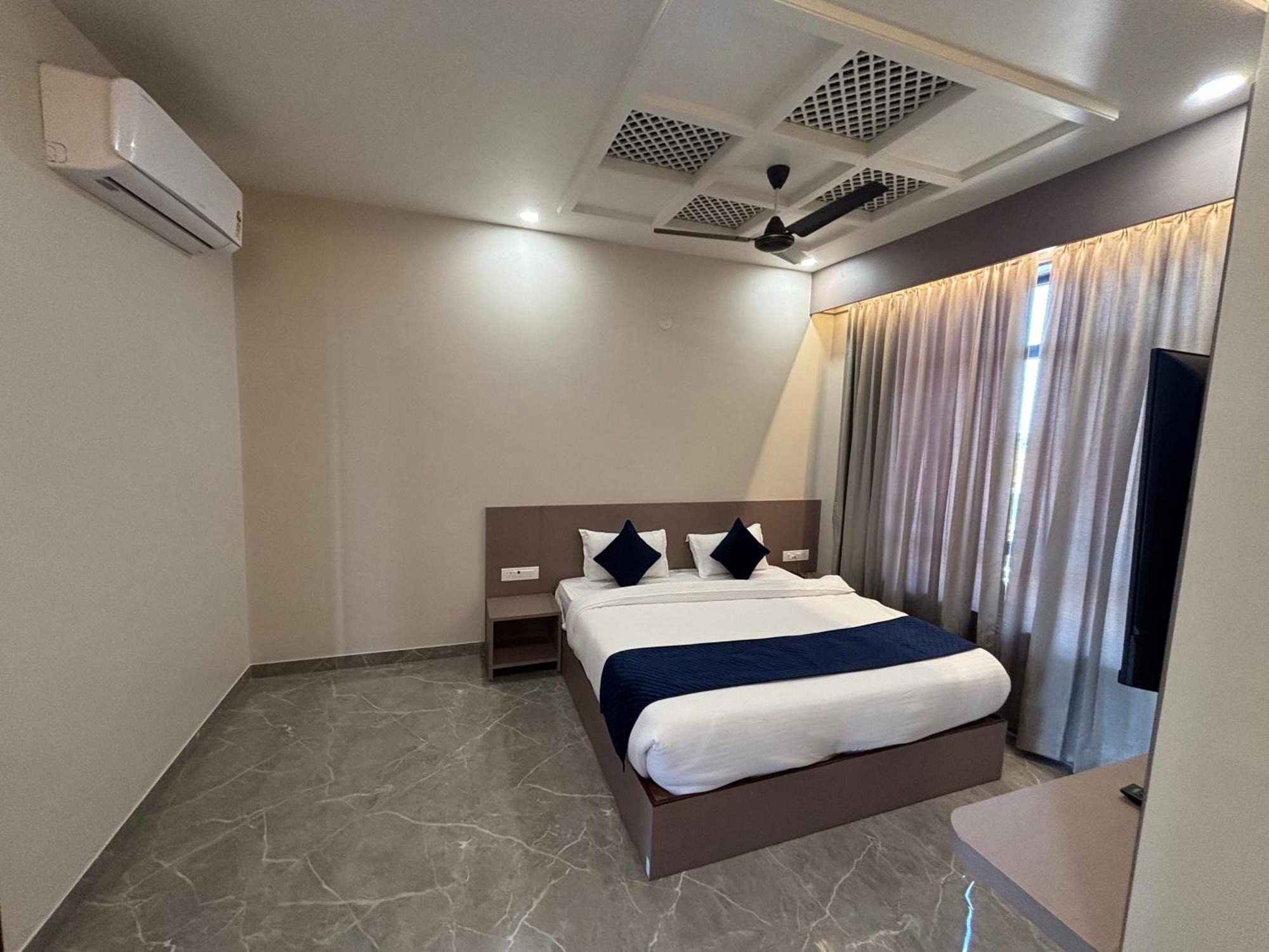 Hotel Sisodiya Palace Khātu المظهر الخارجي الصورة