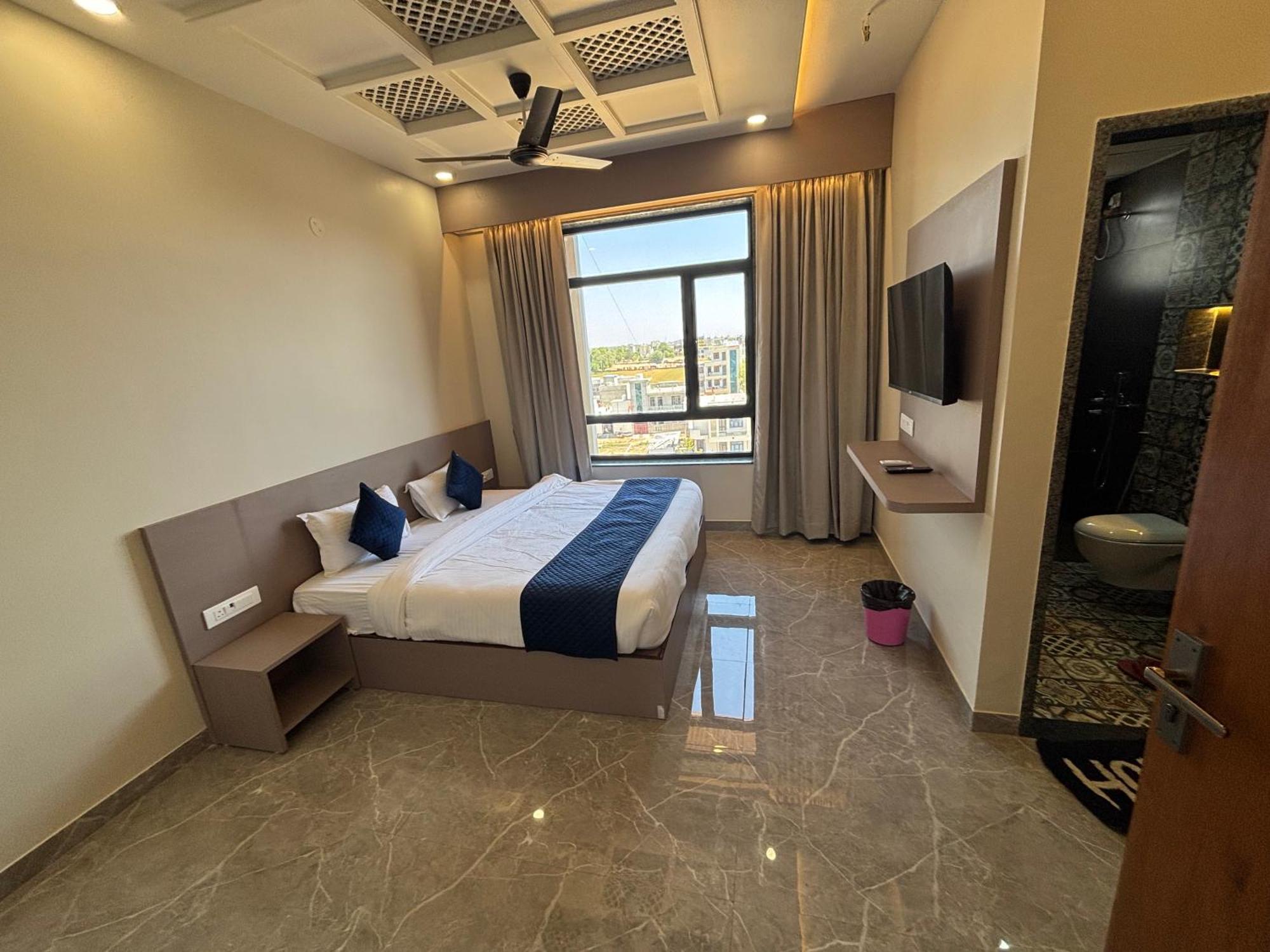 Hotel Sisodiya Palace Khātu المظهر الخارجي الصورة