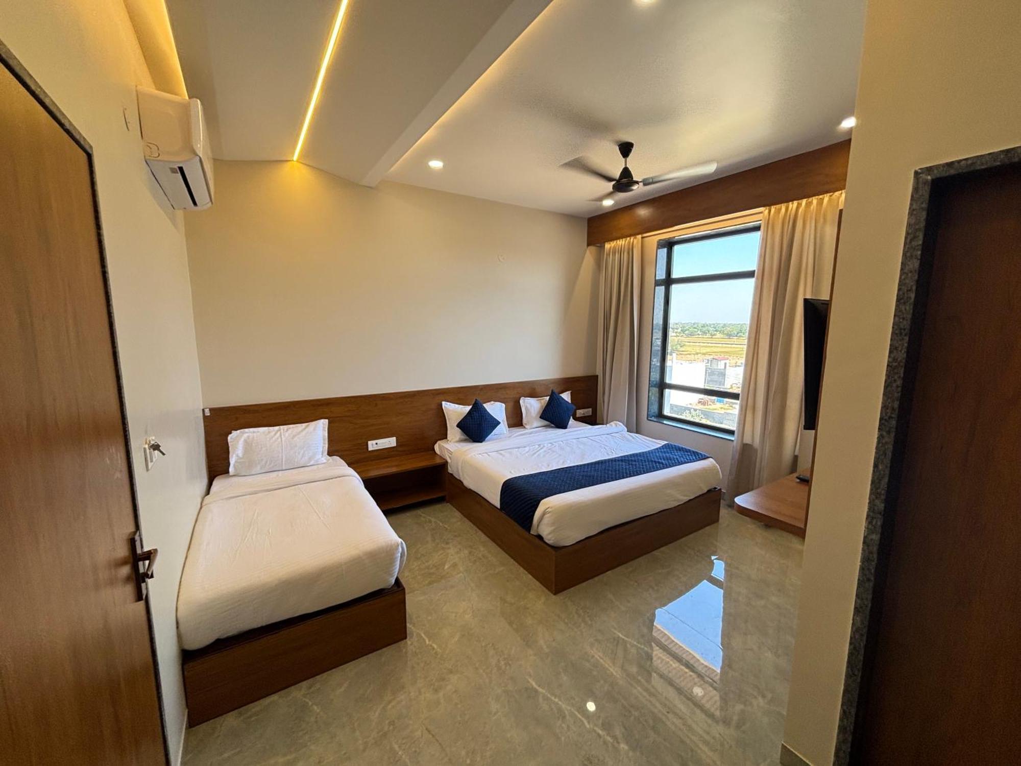 Hotel Sisodiya Palace Khātu المظهر الخارجي الصورة